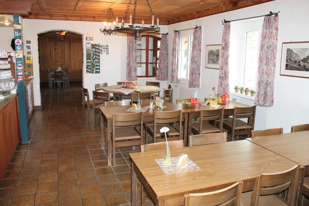 Hotel Posthaus Urigen Unterschachen Exterior photo